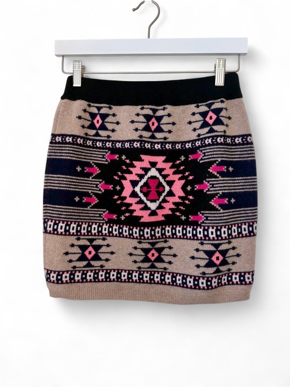 Vintage Y2K Aqua Cashmere Aztec Knit Mini Skirt in Beige, Navy & Pink Size S